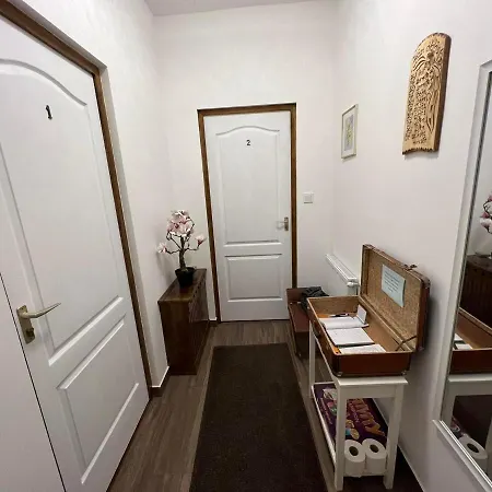 Komaromi Vendeghaz 招待所