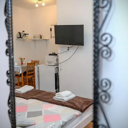 Komaromi Vendeghaz 招待所