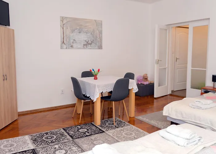 Maison d'hôtes Komáromi *