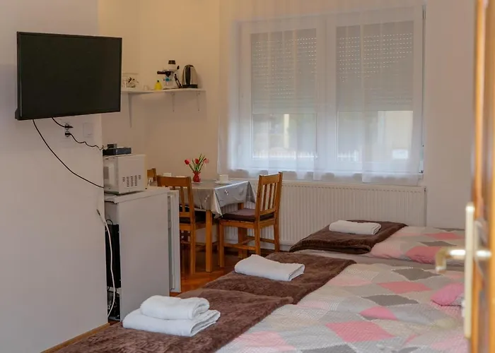 Komáromi Maison d'hôtes Erdohorvati